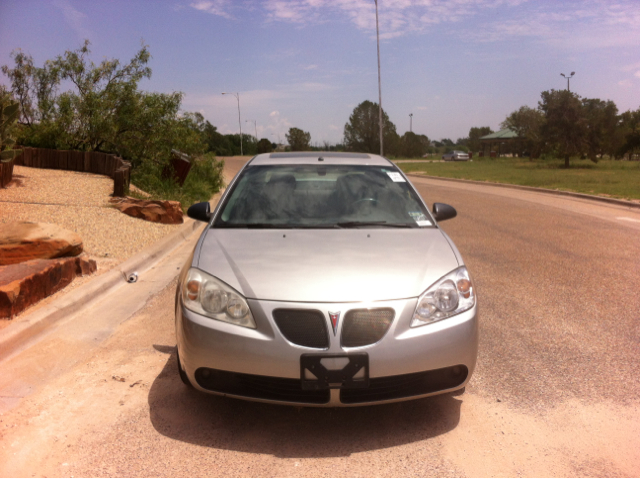 2006 Pontiac G6 4dr Quad Cab WB 4WD SLT