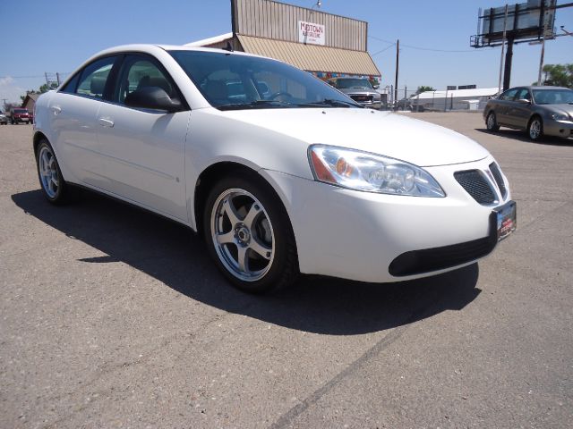 2006 Pontiac G6 4dr Quad Cab WB 4WD SLT