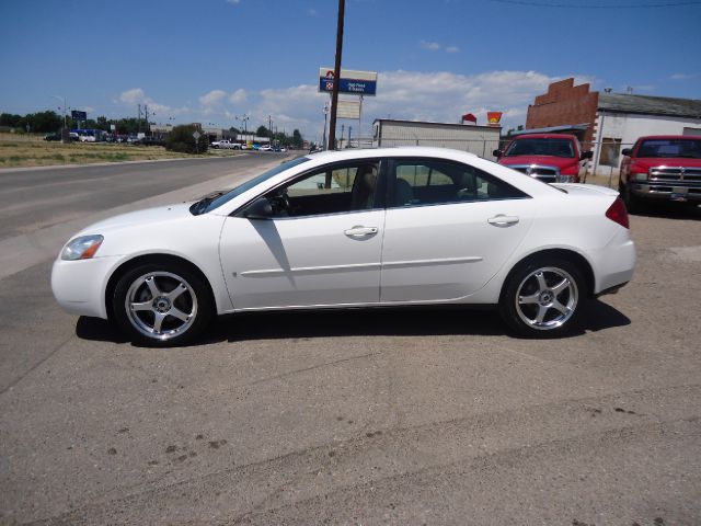 2006 Pontiac G6 4dr Quad Cab WB 4WD SLT