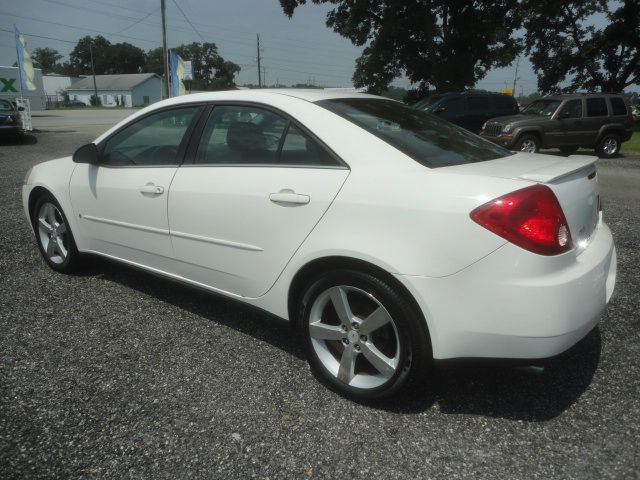 2006 Pontiac G6 4dr Quad Cab WB 4WD SLT