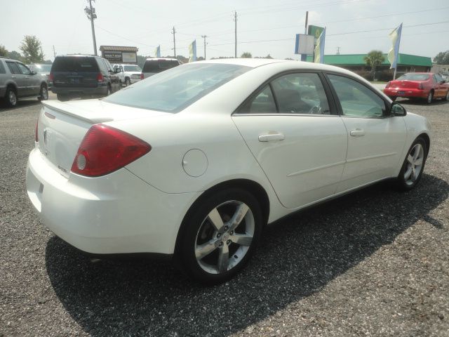 2006 Pontiac G6 4dr Quad Cab WB 4WD SLT