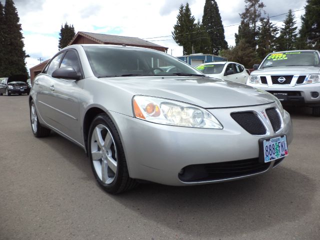 2006 Pontiac G6 4dr Quad Cab WB 4WD SLT