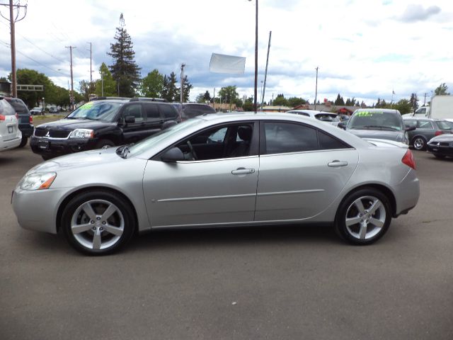 2006 Pontiac G6 4dr Quad Cab WB 4WD SLT