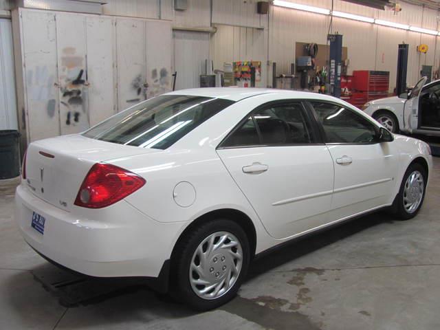 2007 Pontiac G6 Sport -5 Speed-stick-4x4