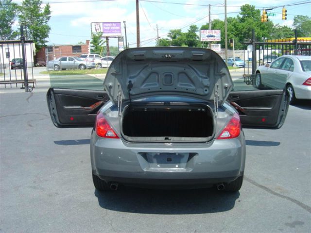 2007 Pontiac G6 335xi Coupe AWD