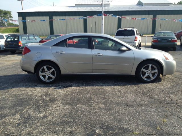 2007 Pontiac G6 4WD Supercrew Styleside 5-1/2 Ft Box XLT