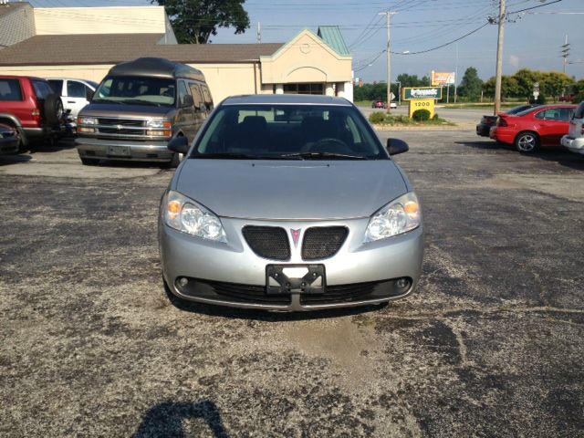 2007 Pontiac G6 4WD Supercrew Styleside 5-1/2 Ft Box XLT