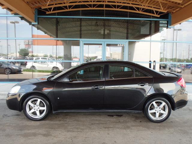 2008 Pontiac G6 4WD Supercrew Styleside 5-1/2 Ft Box XLT