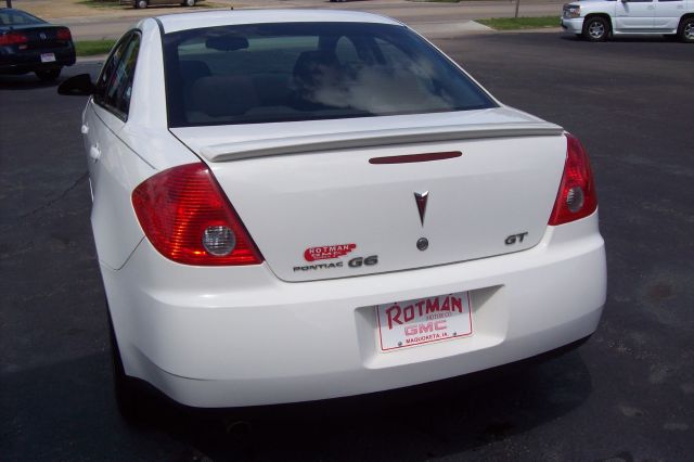 2008 Pontiac G6 XUV SLE 4WD