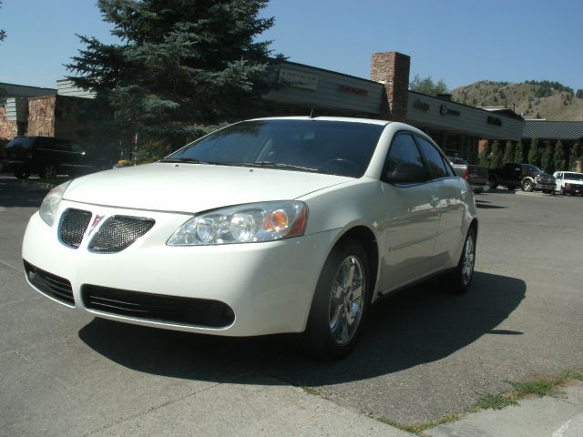 2008 Pontiac G6 XUV SLE 4WD