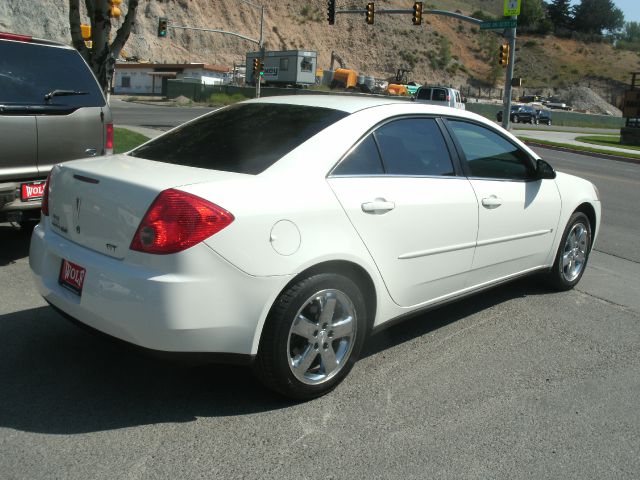 2008 Pontiac G6 XUV SLE 4WD