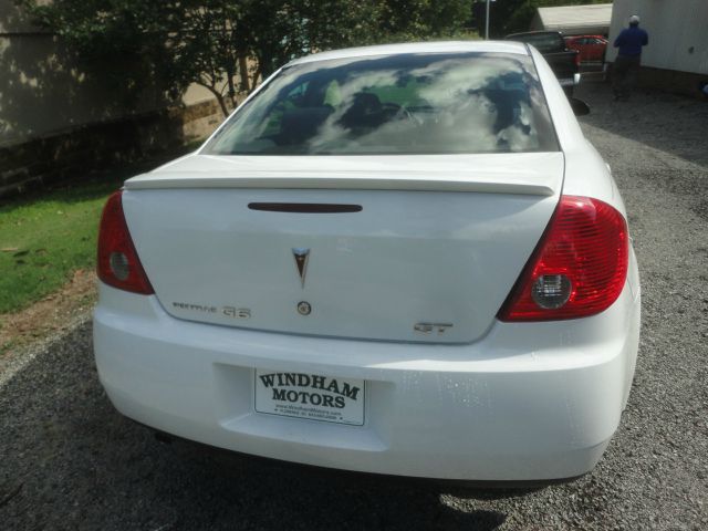 2009 Pontiac G6 XUV SLE 4WD