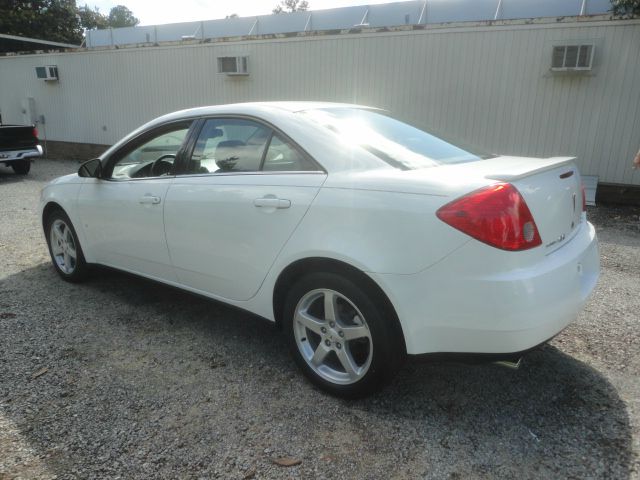 2009 Pontiac G6 XUV SLE 4WD