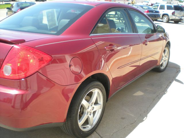 2009 Pontiac G6 XUV SLE 4WD