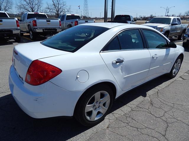 2009 Pontiac G6 Unknown