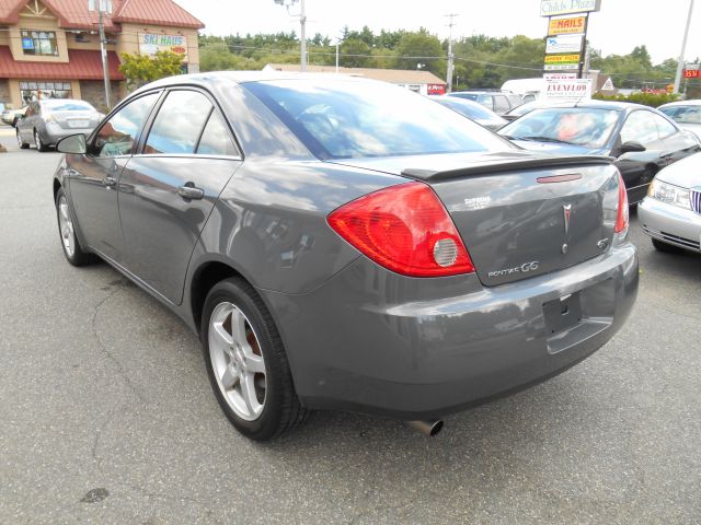 2009 Pontiac G6 XUV SLE 4WD