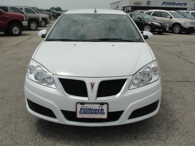 2010 Pontiac G6 Base