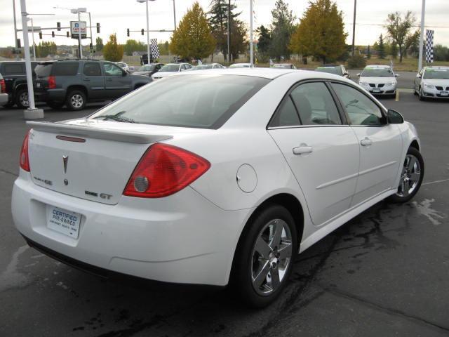 2010 Pontiac G6 Unknown