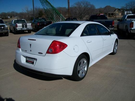 2010 Pontiac G6 Base