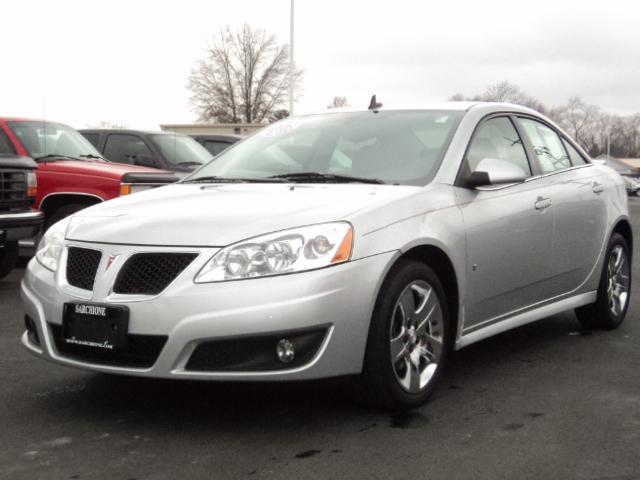 2010 Pontiac G6 SE Sedan