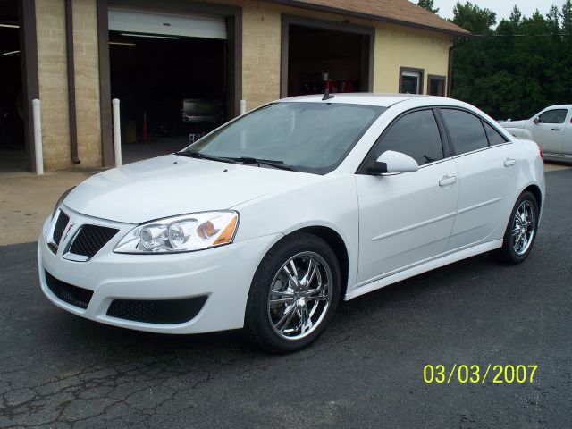 2010 Pontiac G6 Base