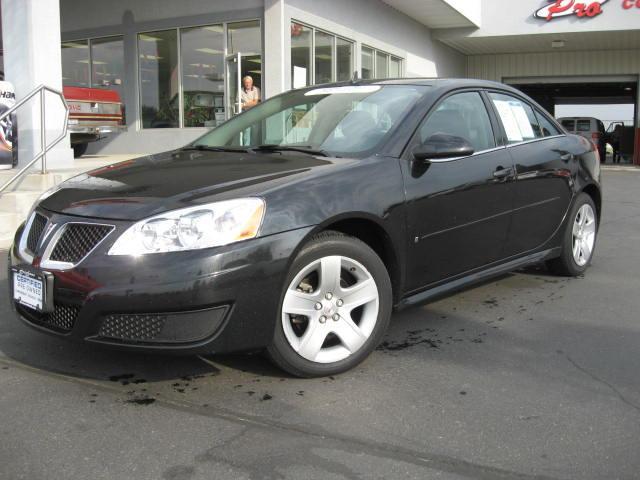 2010 Pontiac G6 XLT Pickup 4D 5 1/2 Ft