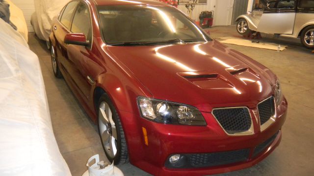 2009 Pontiac G8 SE 5-door