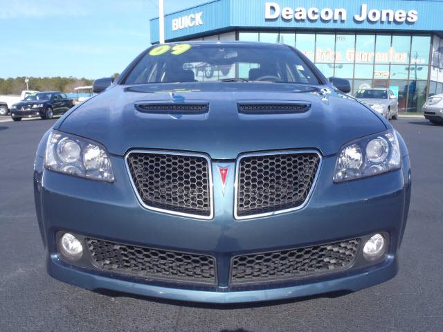 2009 Pontiac G8 Base