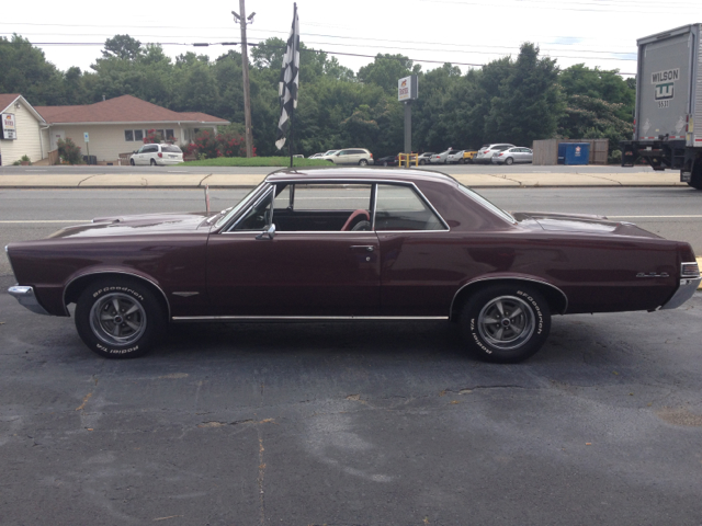 1965 Pontiac GTO 5.6L Automatic SE