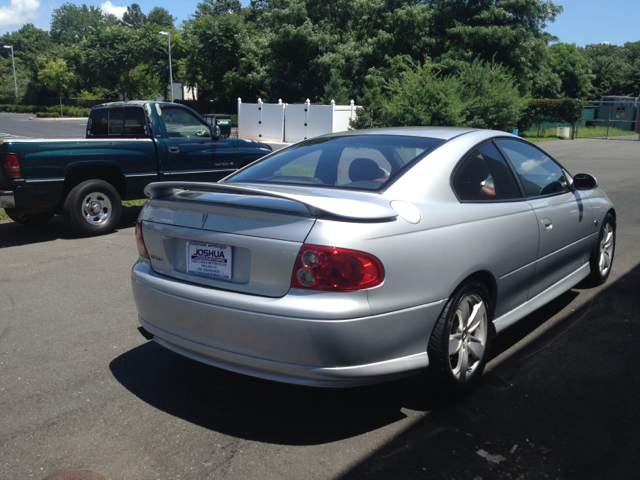 2004 Pontiac GTO GT Premium