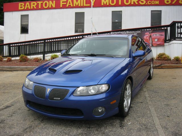 2005 Pontiac GTO GT Premium