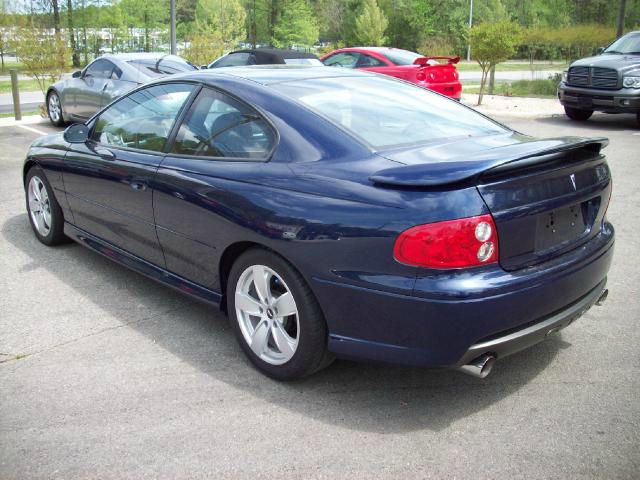 2005 Pontiac GTO GT Premium