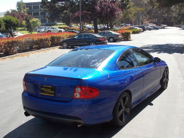 2005 Pontiac GTO GT Premium