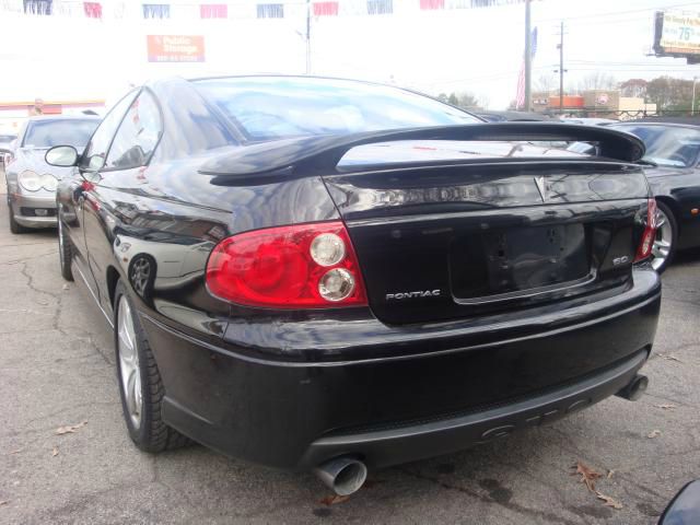 2005 Pontiac GTO GT Premium