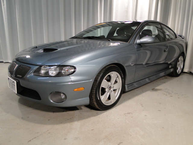 2006 Pontiac GTO Base