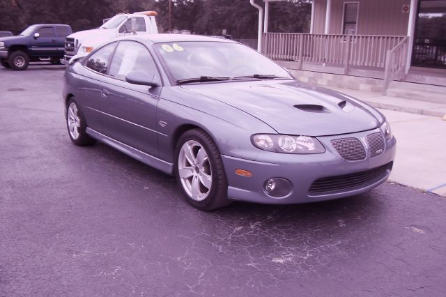 2006 Pontiac GTO GT Premium