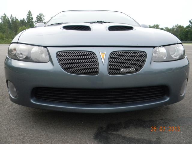 2006 Pontiac GTO Base