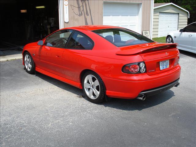 2006 Pontiac GTO Unknown