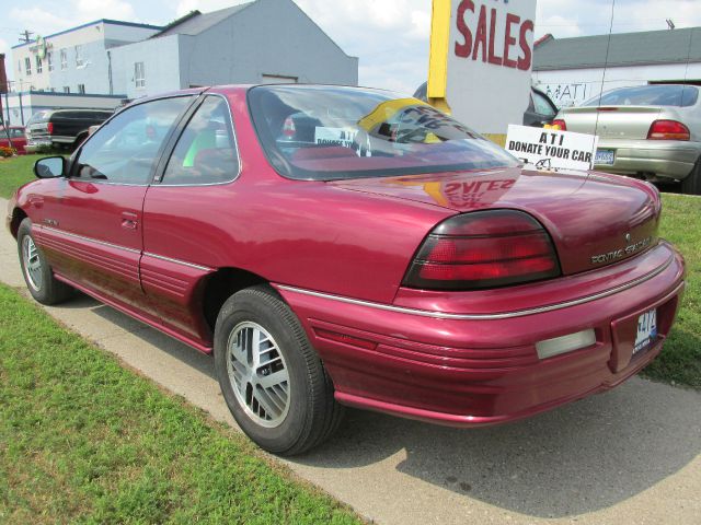 1992 Pontiac Grand Am 4dr Sdn SL Auto Sedan