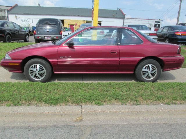 1992 Pontiac Grand Am 4dr Sdn SL Auto Sedan