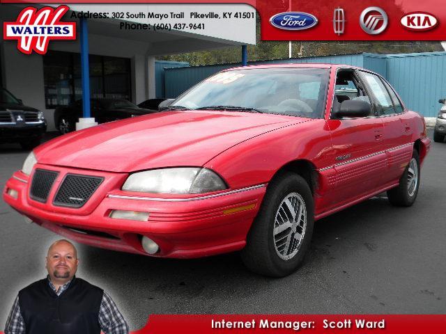 1993 Pontiac Grand Am XLS Sport Util 4D