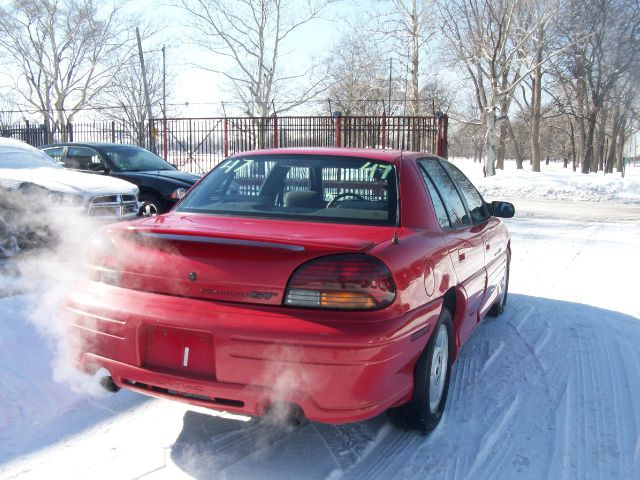 1997 Pontiac Grand Am XUV SLE 4WD