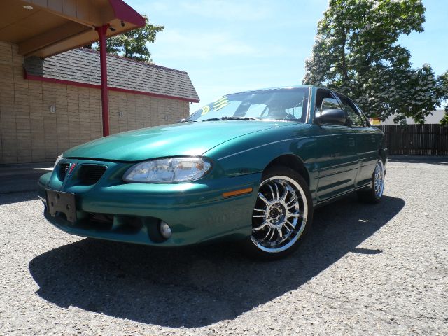 1998 Pontiac Grand Am XUV SLE 4WD