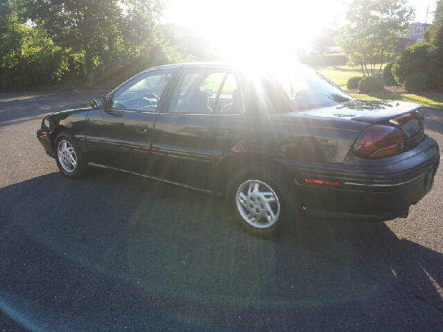 1998 Pontiac Grand Am Sport -5 Speed-stick-4x4