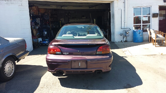 1998 Pontiac Grand Am Sportback LS