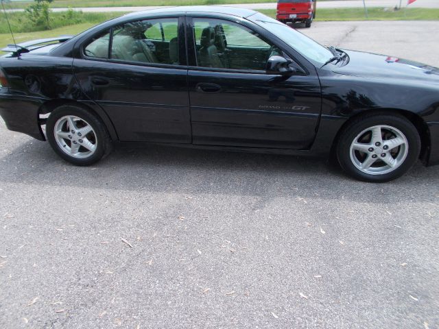 1999 Pontiac Grand Am XUV SLE 4WD