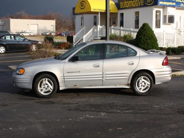 2000 Pontiac Grand Am Unknown