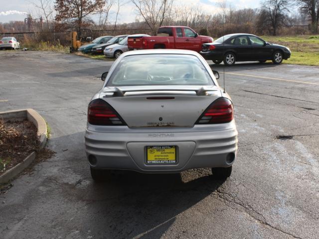 2000 Pontiac Grand Am Unknown