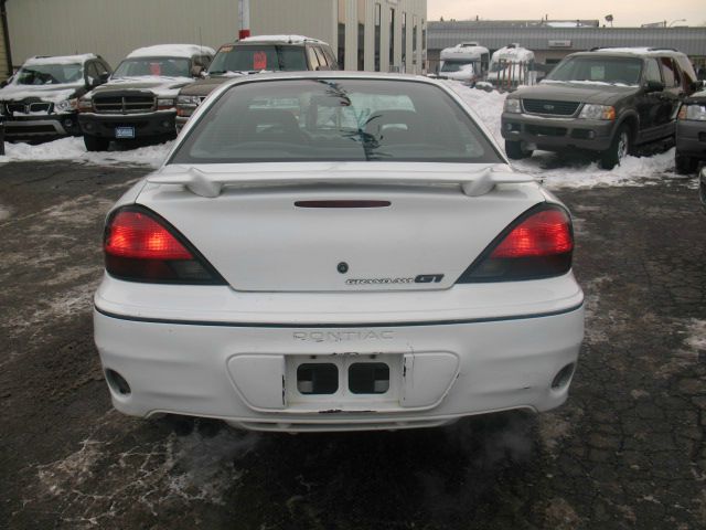 2000 Pontiac Grand Am XUV SLE 4WD