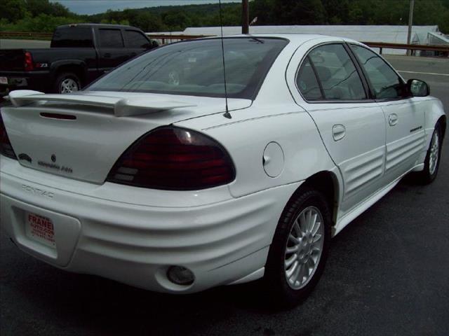 2000 Pontiac Grand Am 4WD Supercrew Styleside 5-1/2 Ft Box XLT